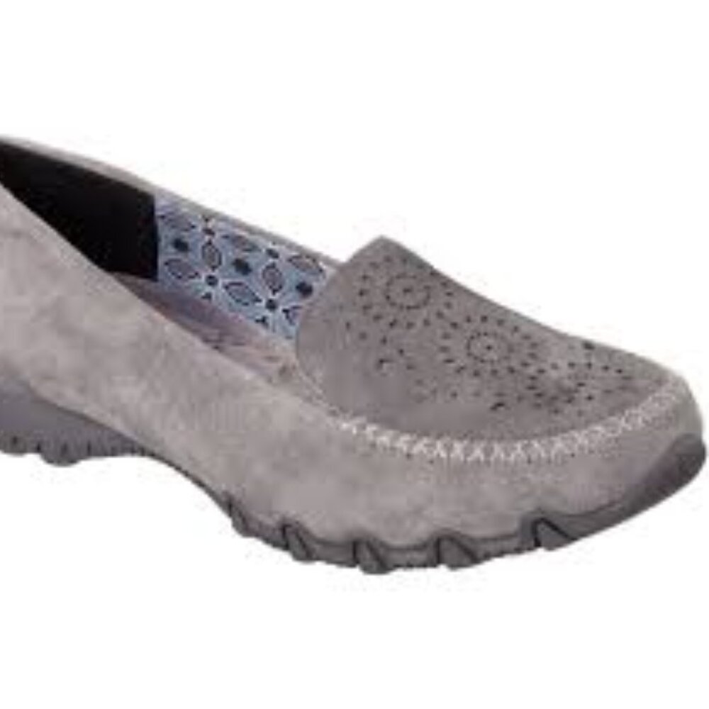 Skechers Women's Gray Bikers 49109 Suede Causal Slip-On Loafer Size 10